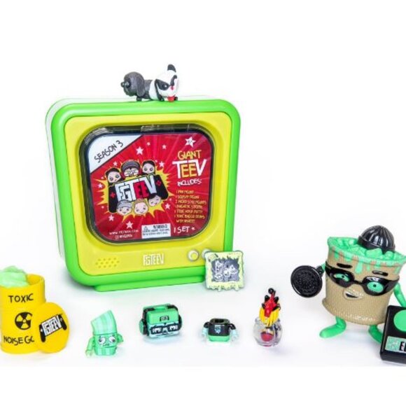 FGTeeV Giant Mystery TeeV Season 3 - Includes Figures, Stickers, and More - Picture 2 of 3